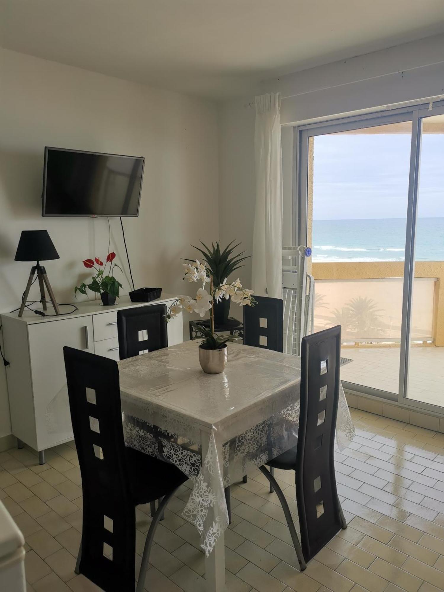 Les Sablines Apartment Canet-en-Roussillon Bagian luar foto